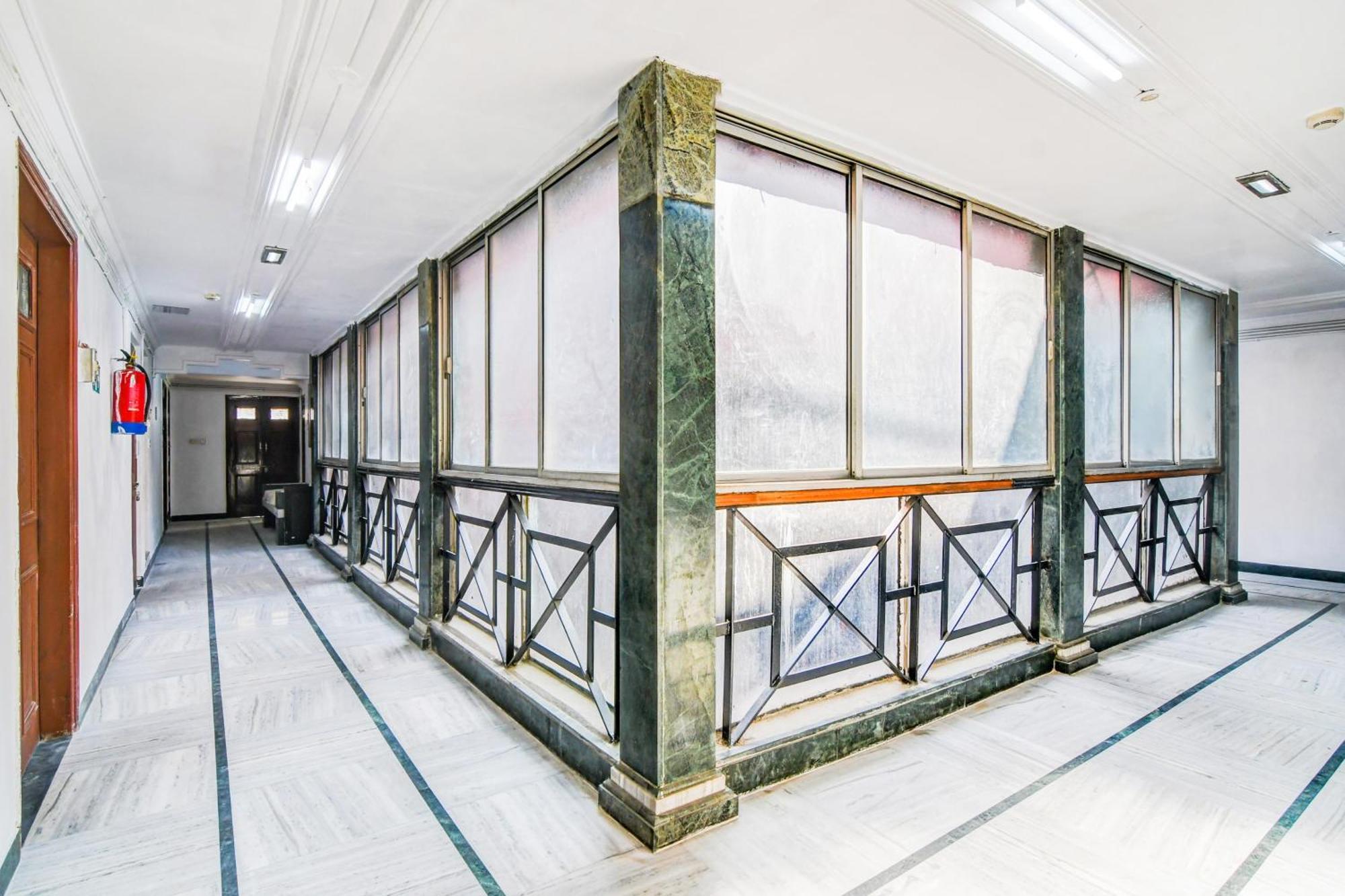 Super Hotel O Lenin Sarani Calcutta Extérieur photo
